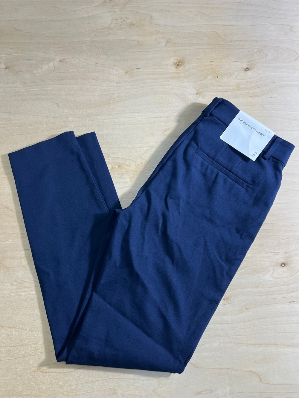 LOFT Women's Skinny navy dress Pants size 2